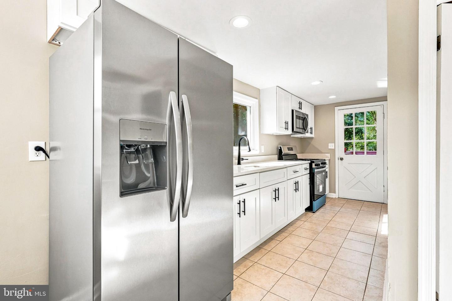 208 Hartford Rd Property Photo 18
