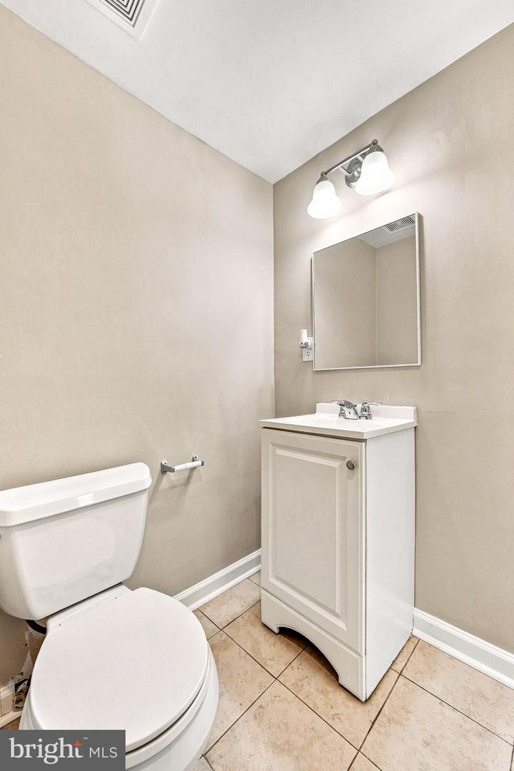 208 Hartford Rd Property Photo 23