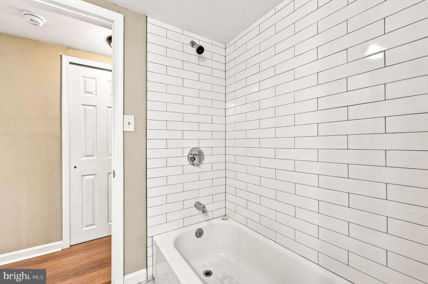 208 Hartford Rd Property Photo 29