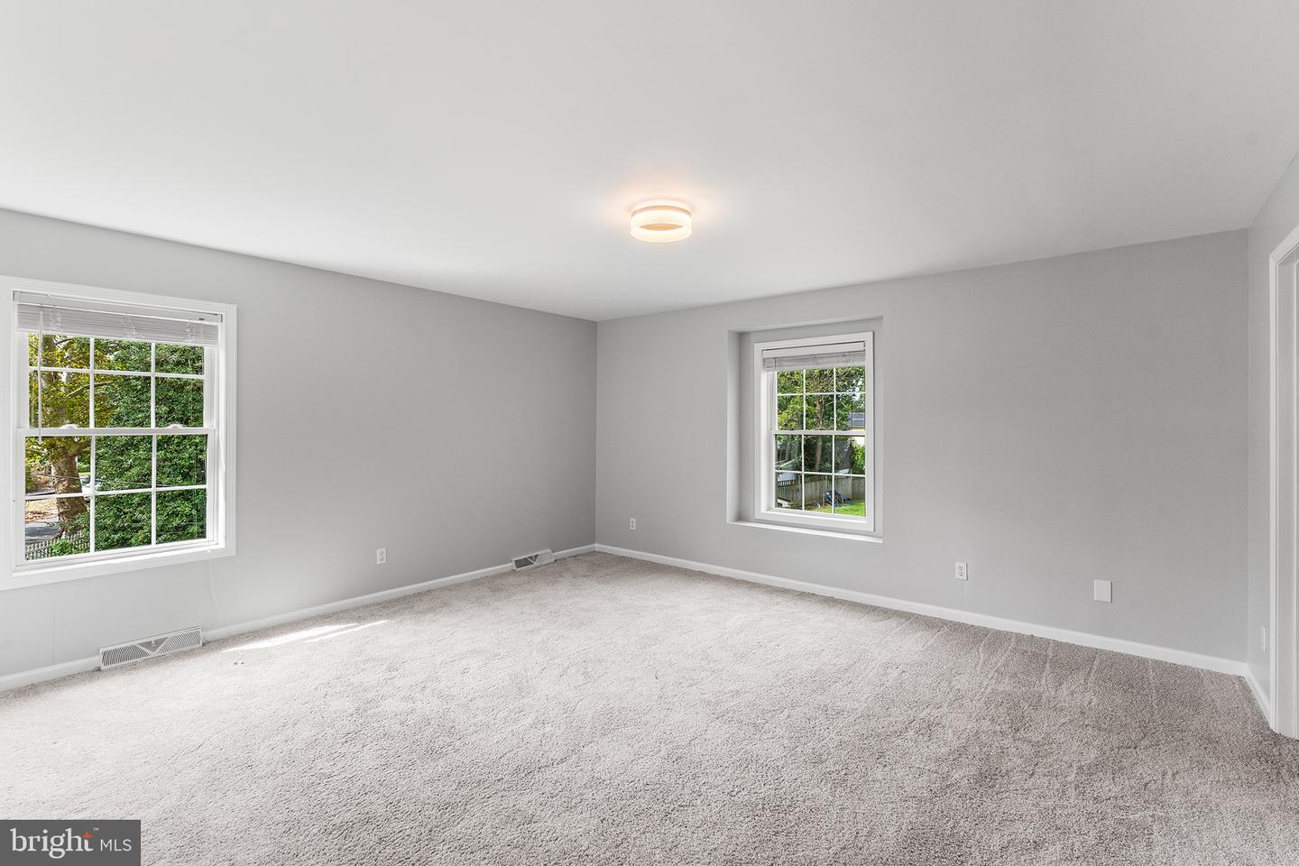 225 Cedar St Property Photo 18
