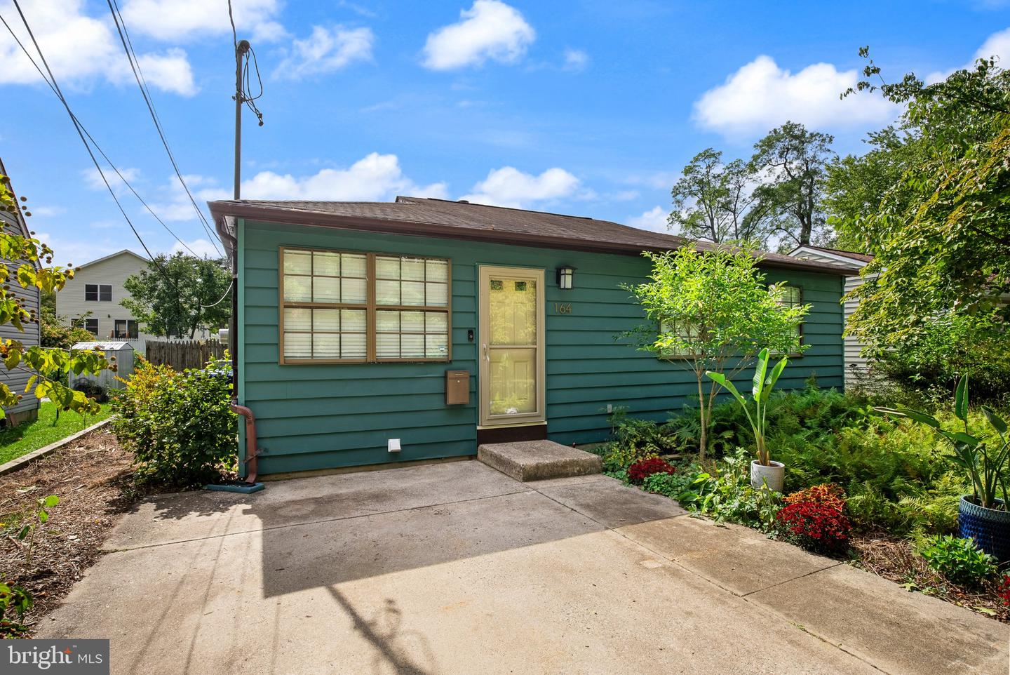 164 Shreve St Property Photo 1