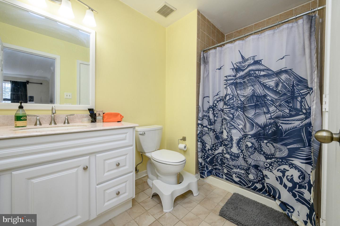 NJBL2121278 Property Photo 24