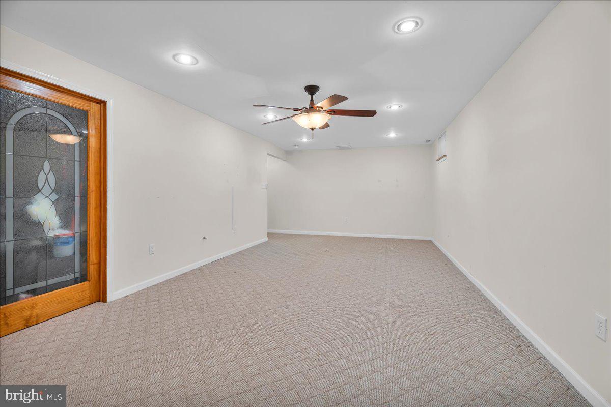 22 Fieldcrest Dr Property Photo 22
