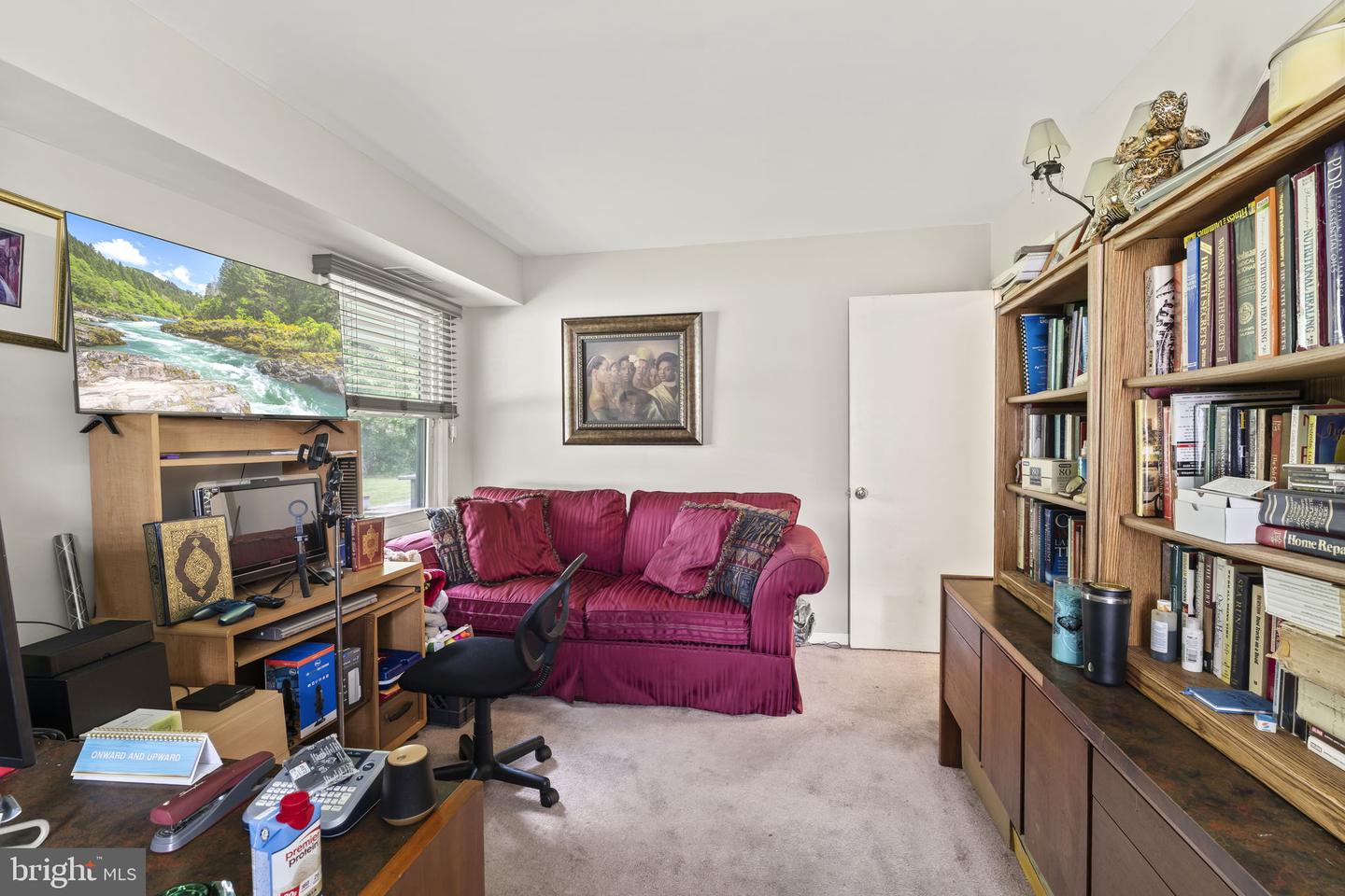 43 Tiffany Ln Property Photo 26