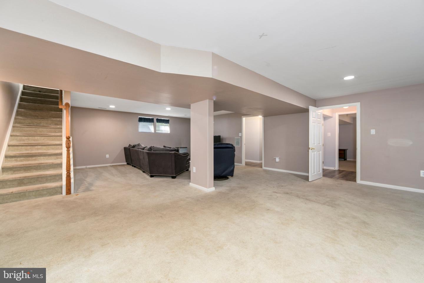 16 Emerson Dr Property Photo 38