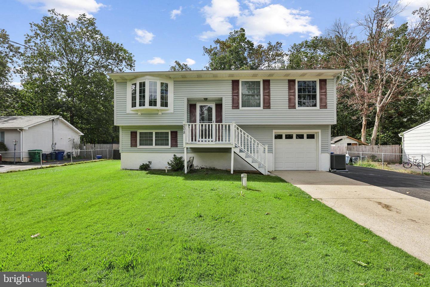 208 FLORIDA TRL Property Photo 1