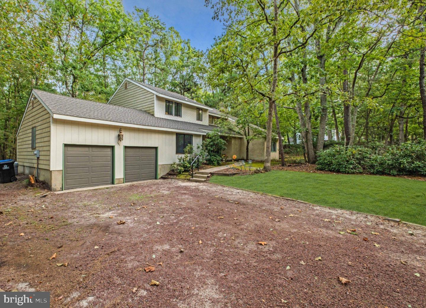 131 Heath Rd Property Photo 1