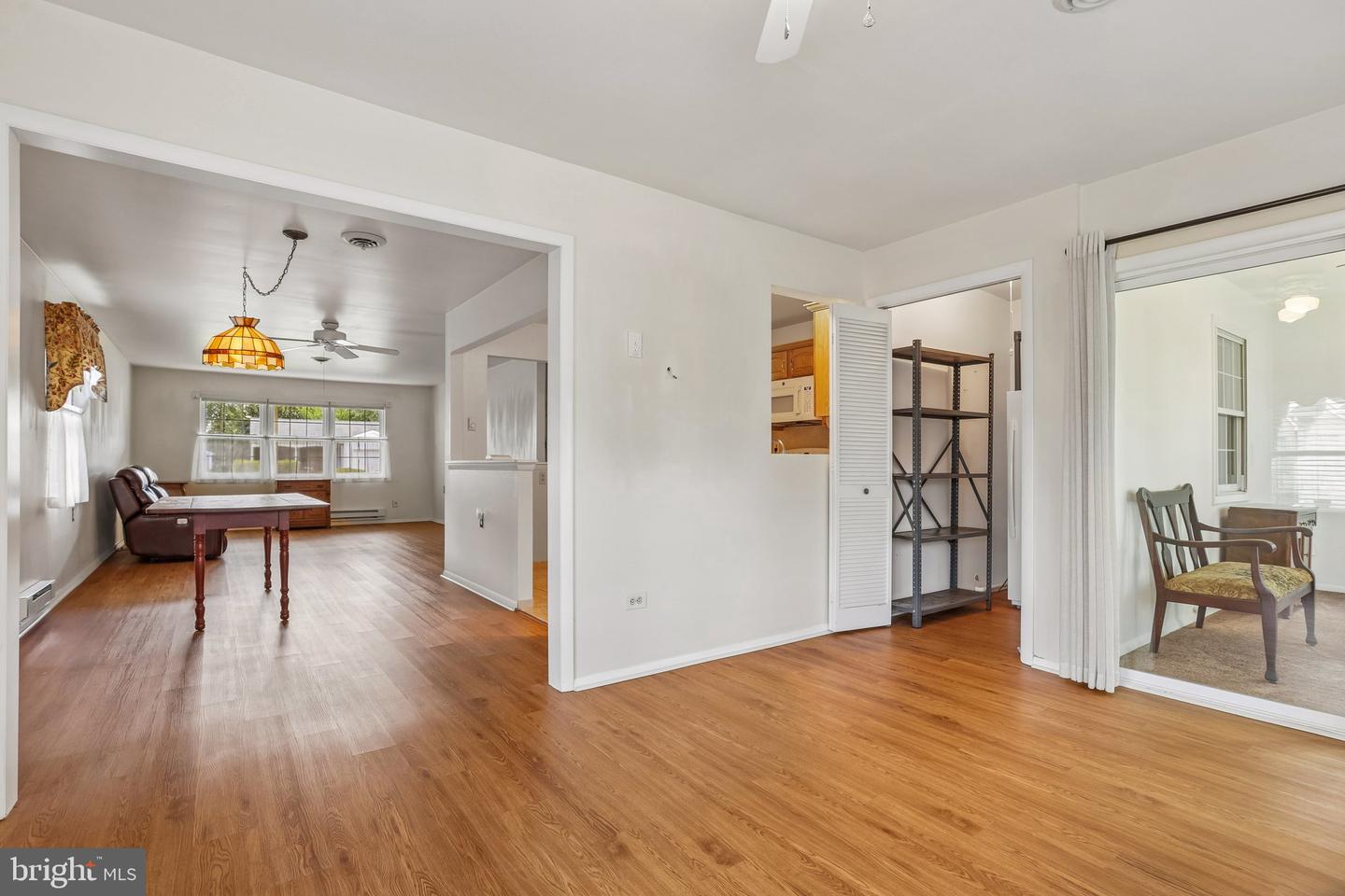 2 Tifani Ln Property Photo 8