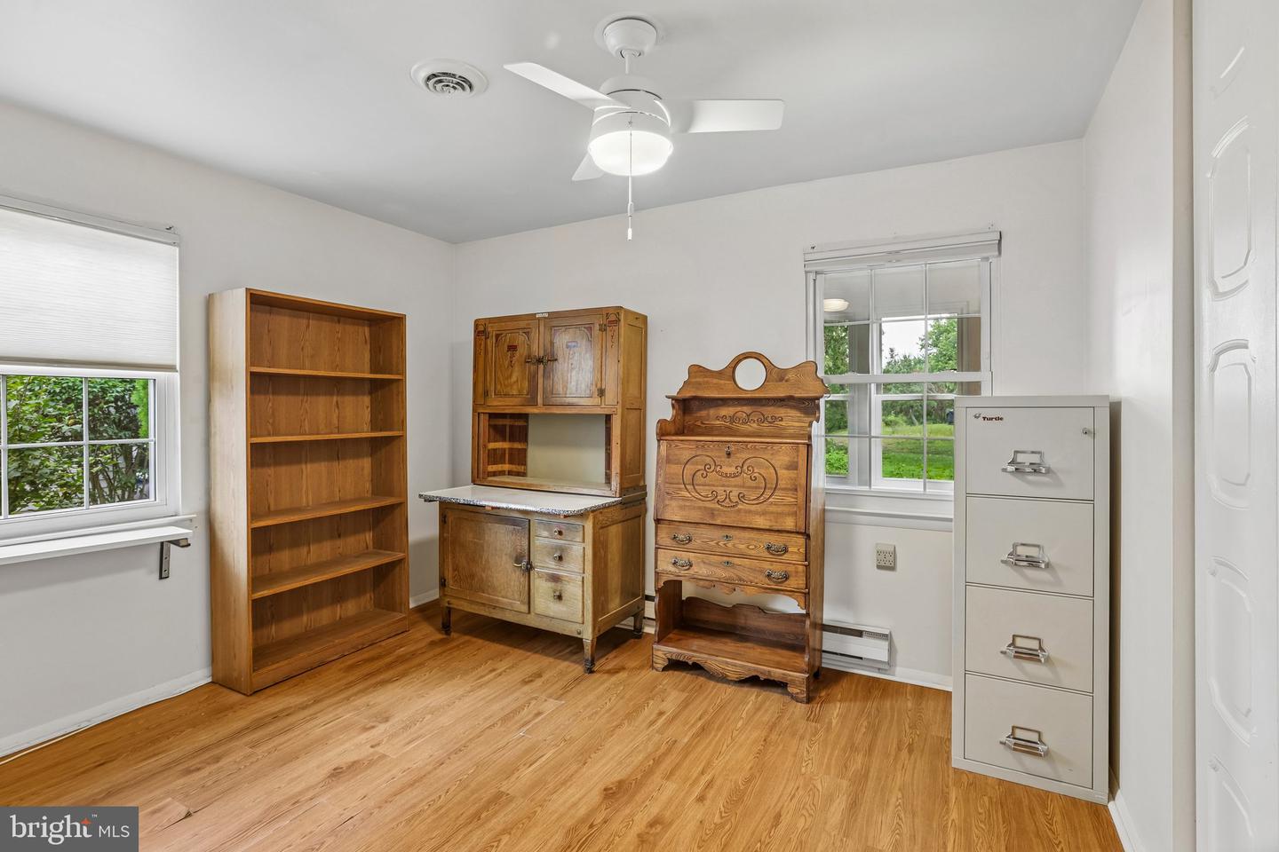 2 Tifani Ln Property Photo 12