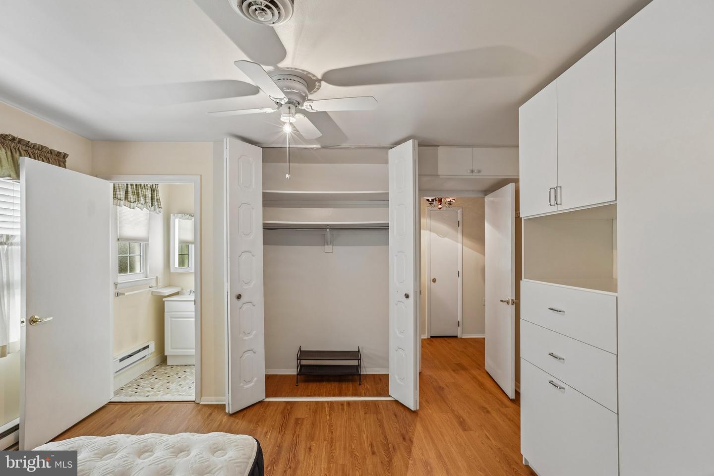 2 Tifani Ln Property Photo 14