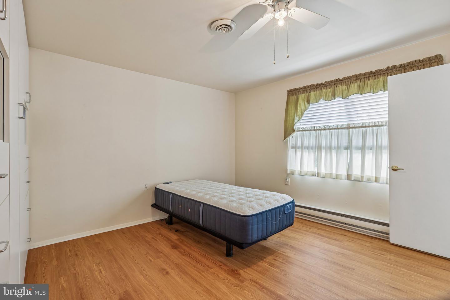 2 Tifani Ln Property Photo 17