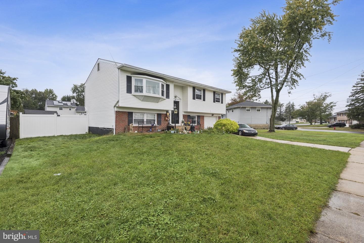 2 Walnut Dr Property Photo 12