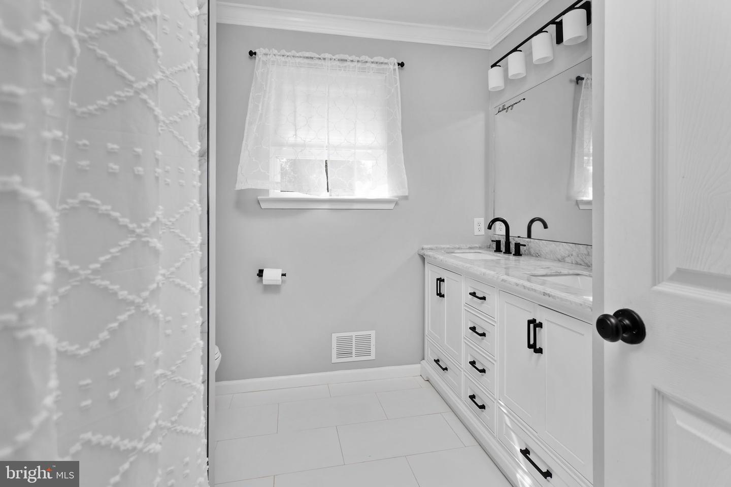 24 Meadow Ln Property Photo 26