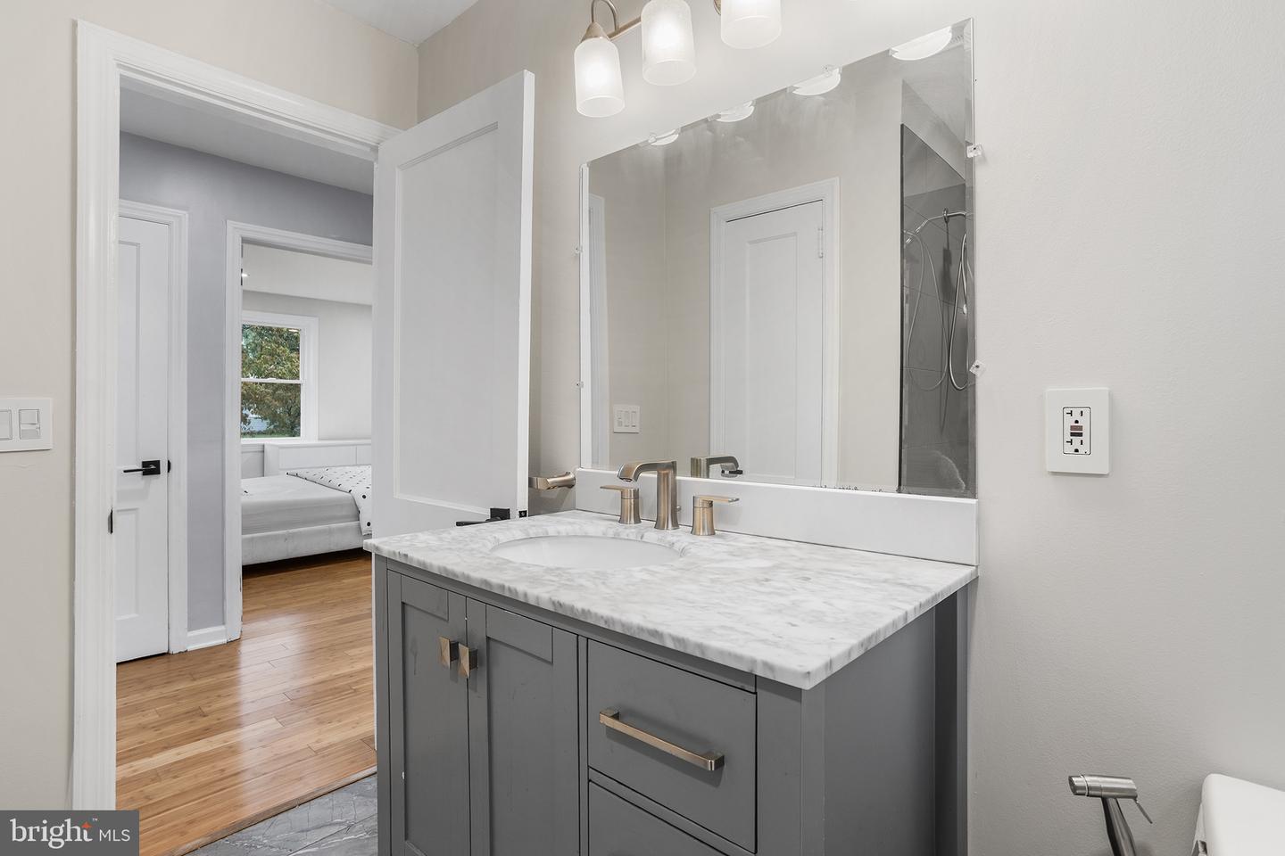 2018 Rancocas Rd Property Photo 9