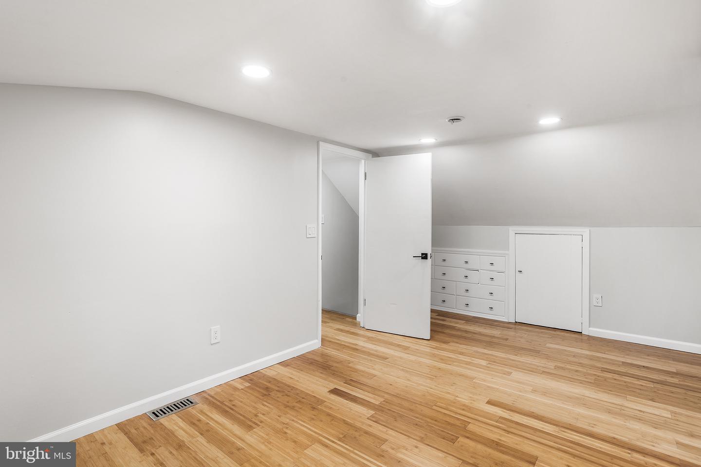 2018 Rancocas Rd Property Photo 27