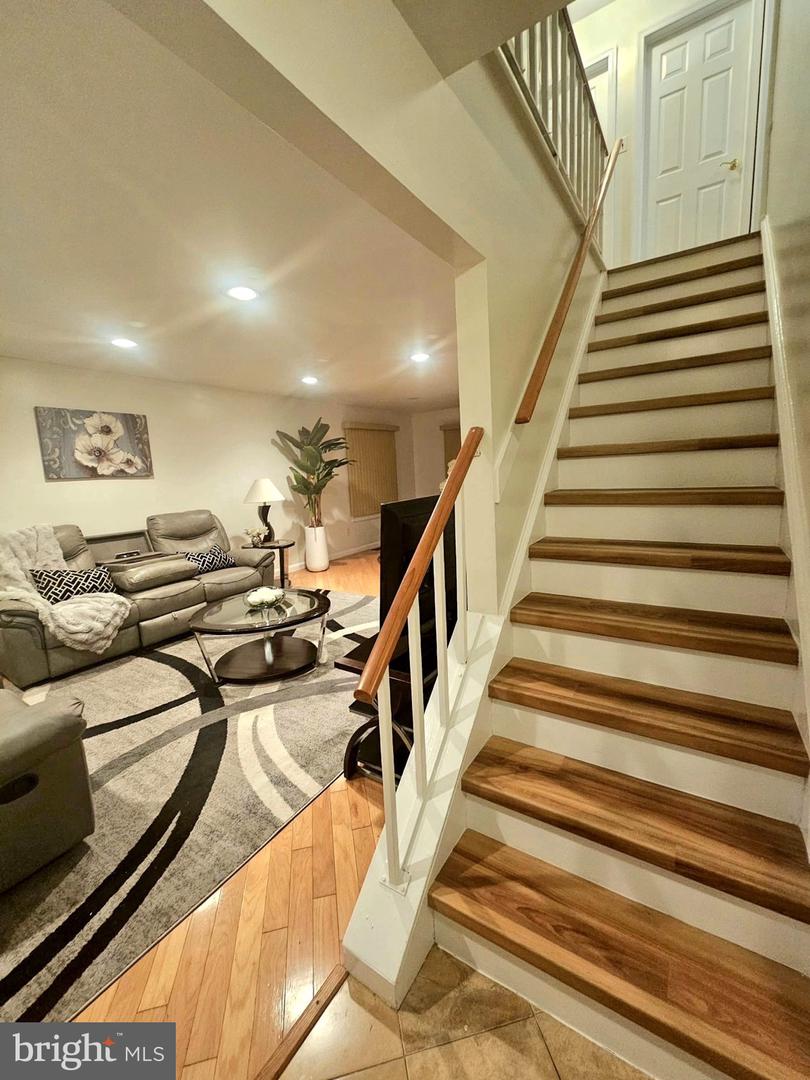 299 Ivy Ct Property Photo 4