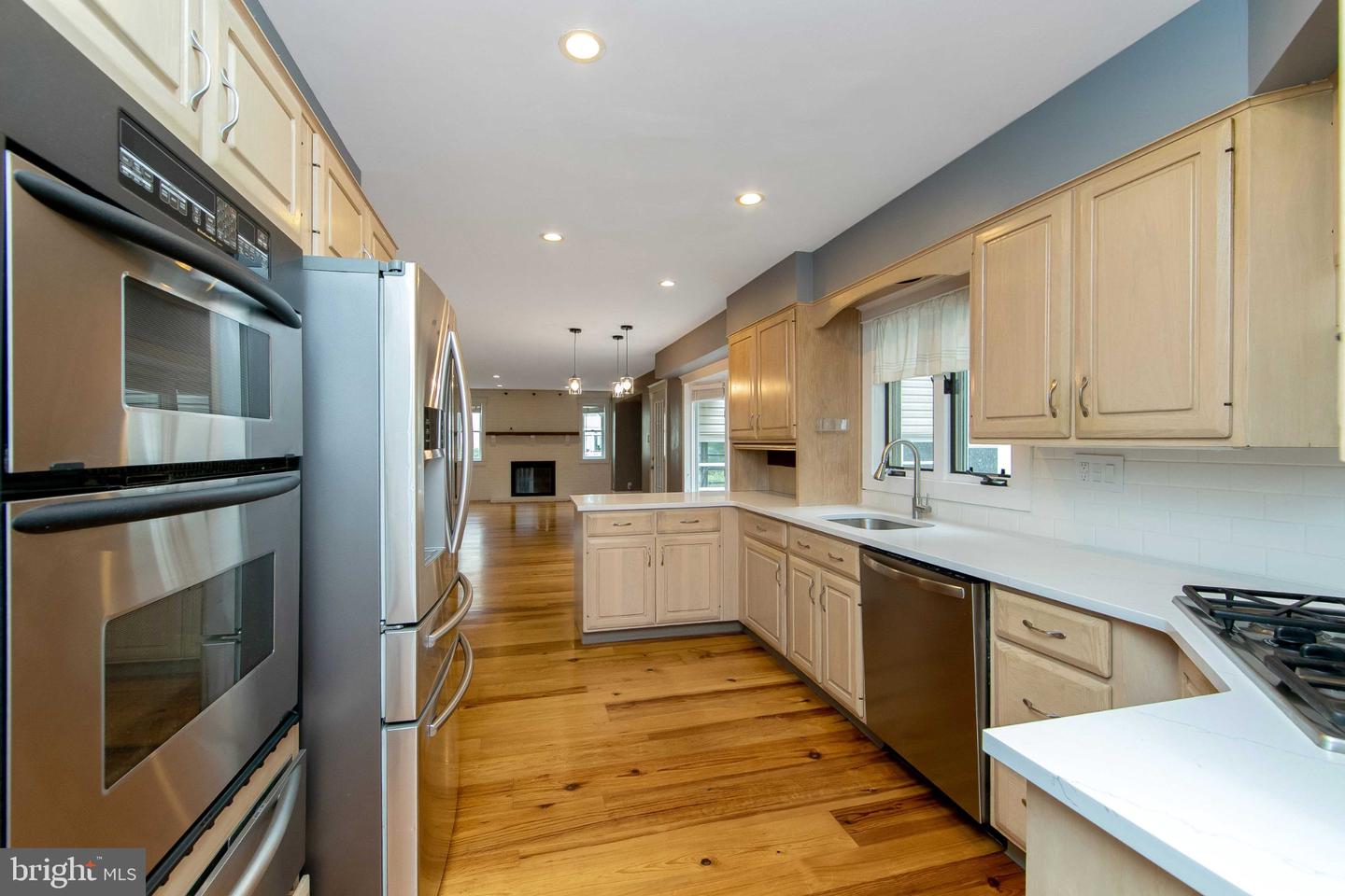 NJBL2121794 Property Photo 14