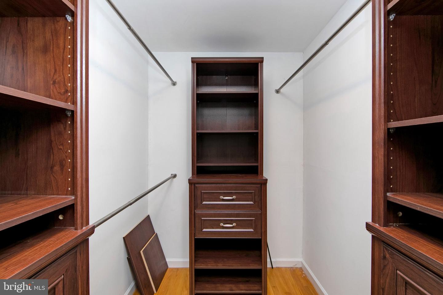 NJBL2121794 Property Photo 26