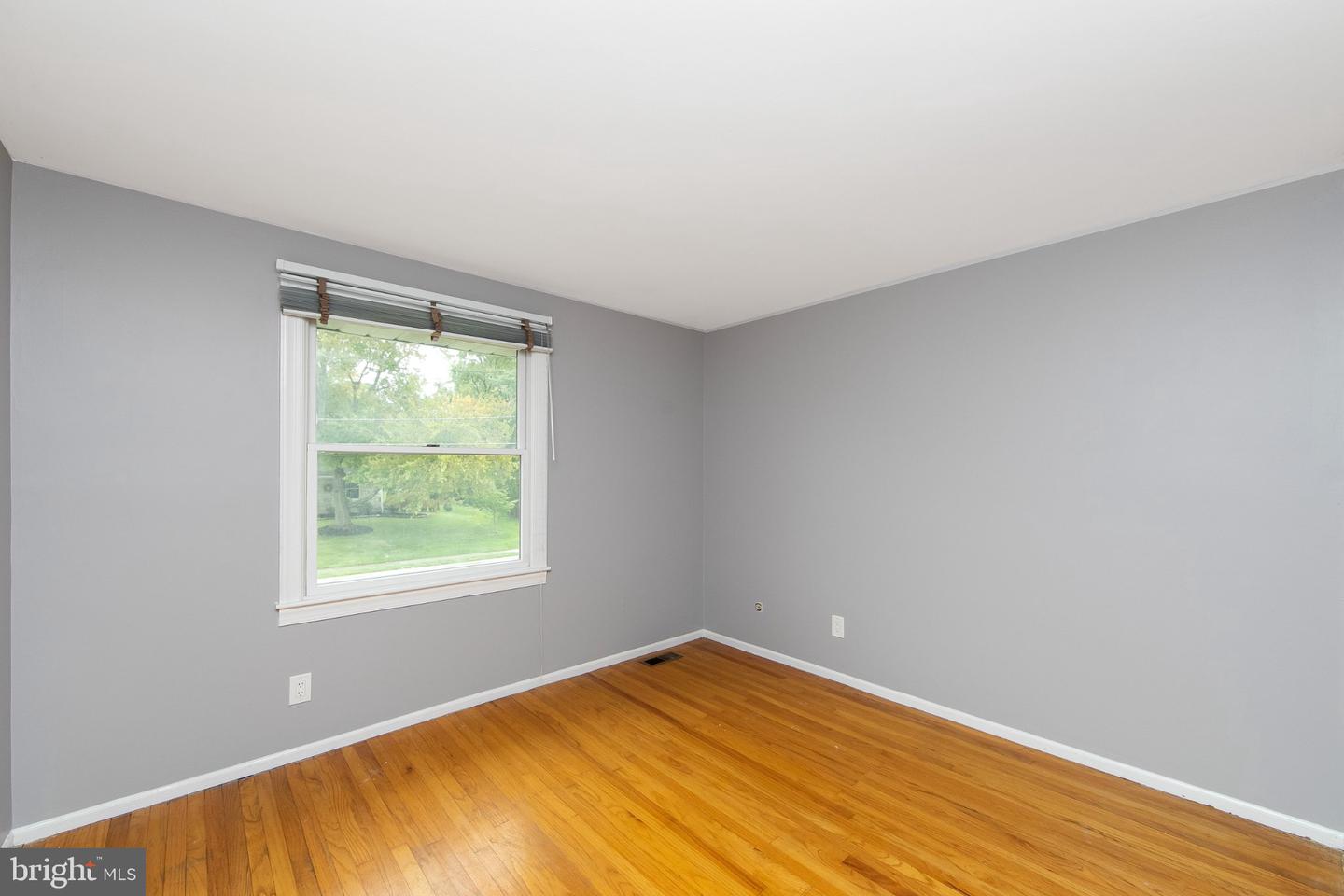 NJBL2121794 Property Photo 32