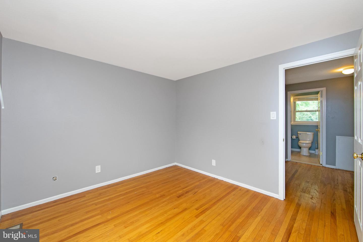 NJBL2121794 Property Photo 34