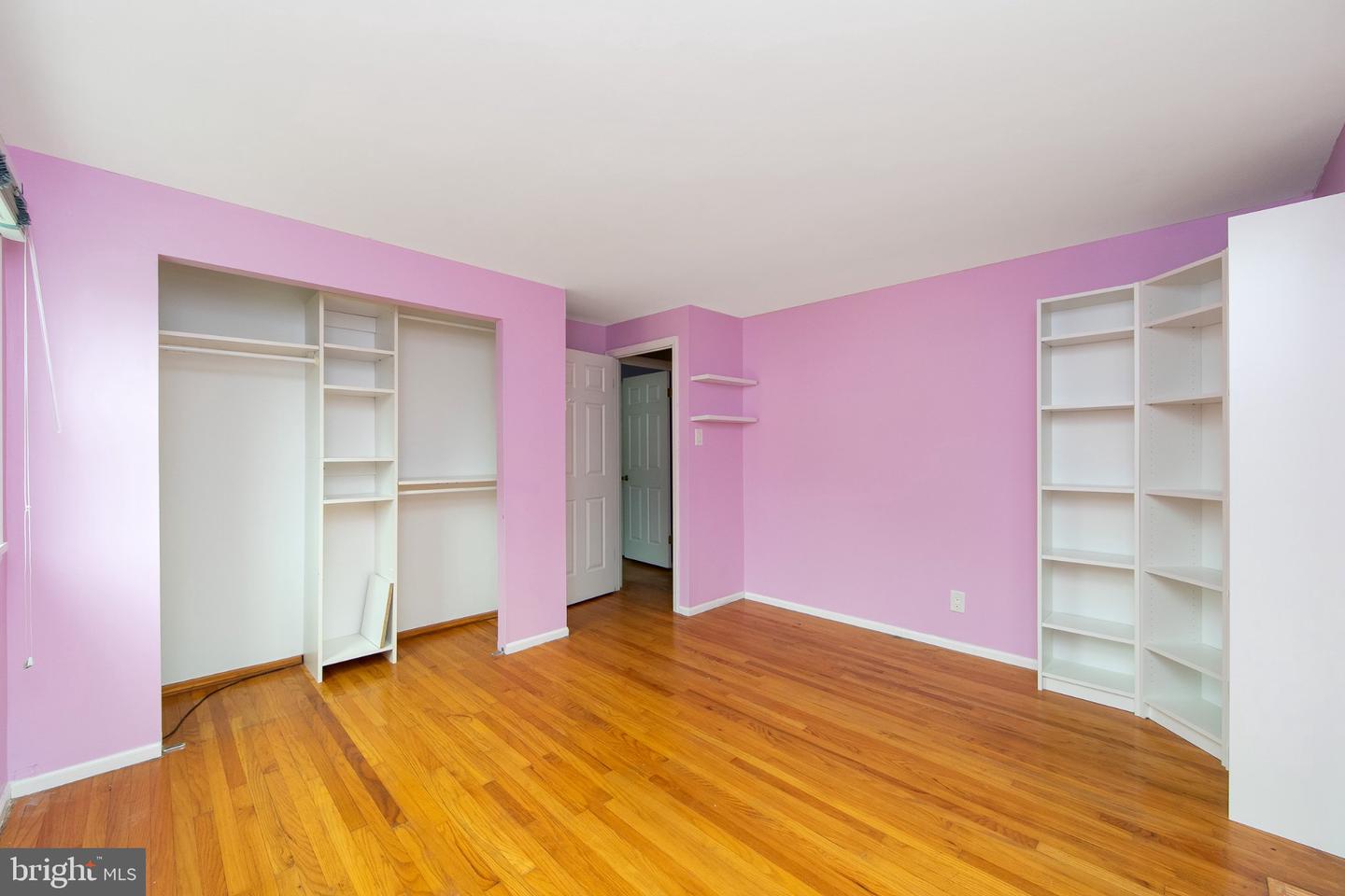 NJBL2121794 Property Photo 36