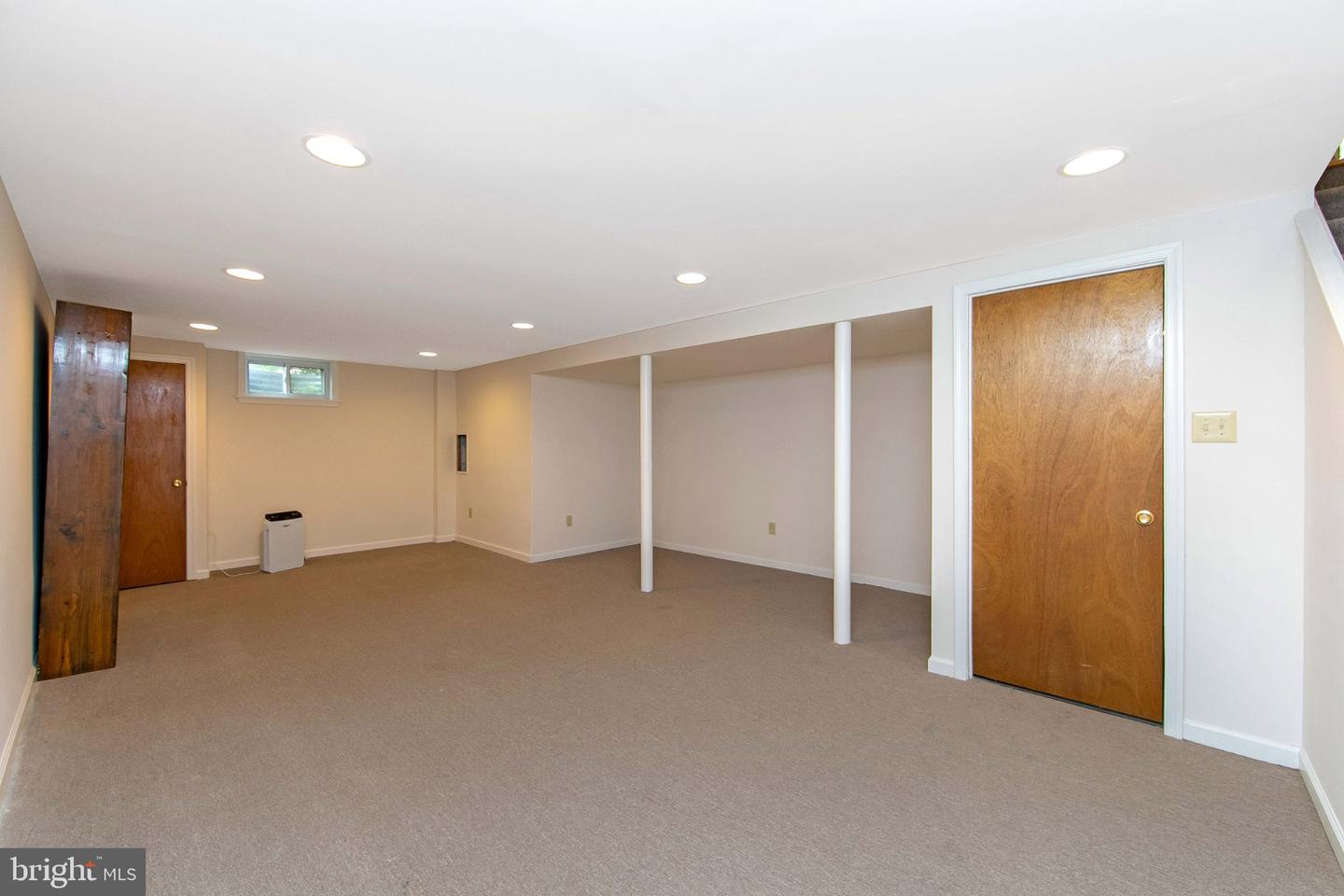 NJBL2121794 Property Photo 43