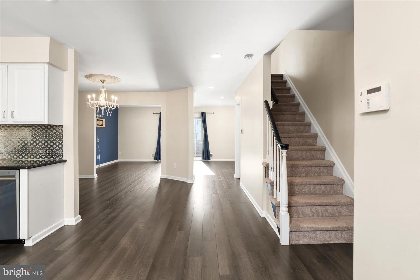 10 Ryans Ct Property Photo 6