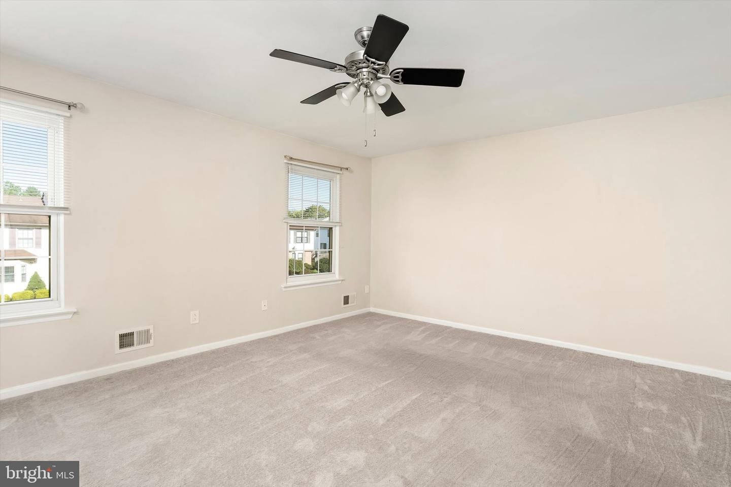 10 Ryans Ct Property Photo 19