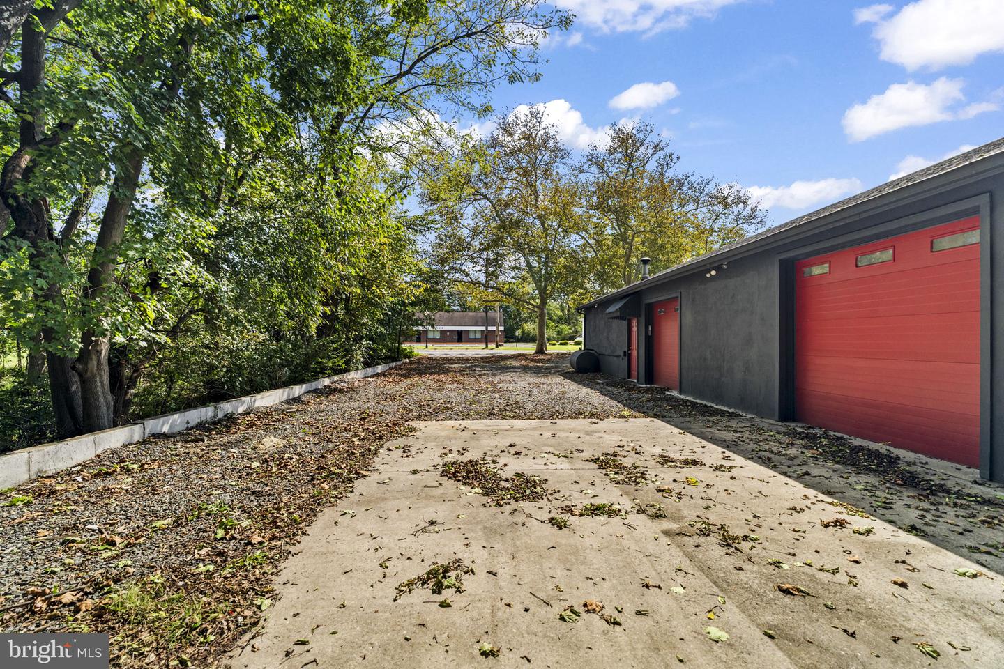 353 Washington St Property Photo 5