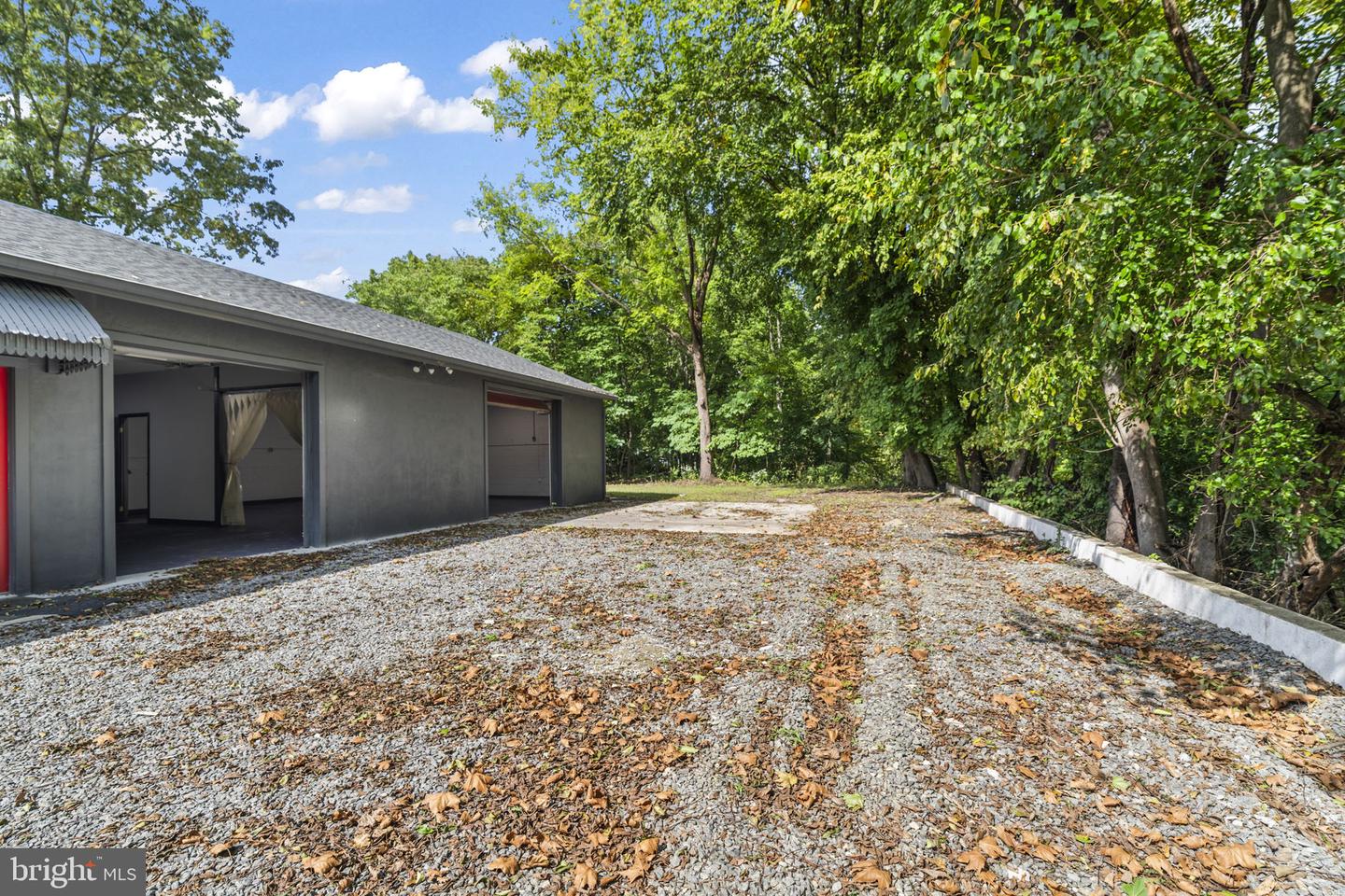 353 Washington St Property Photo 22