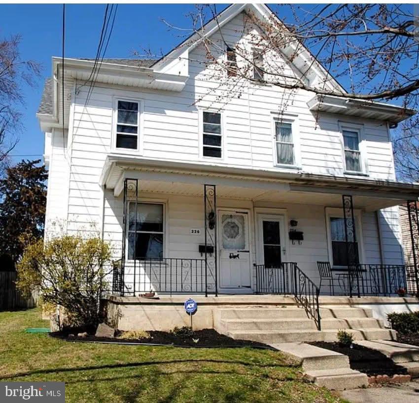 226 W Federal St Property Photo 1