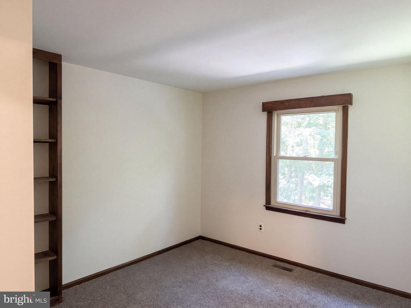 106 Yorktown Ct Property Photo 18
