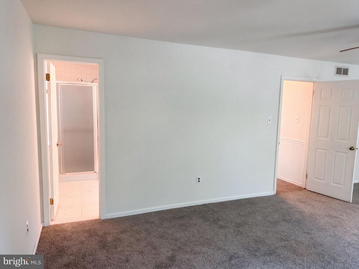 106 Yorktown Ct Property Photo 23