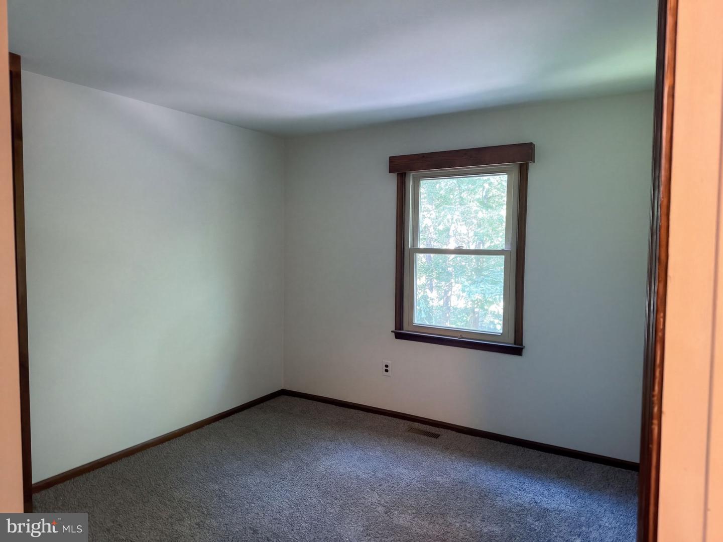 106 Yorktown Ct Property Photo 34