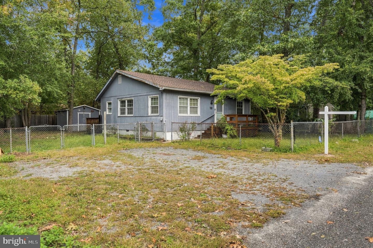 12 Gleason St Property Photo 3
