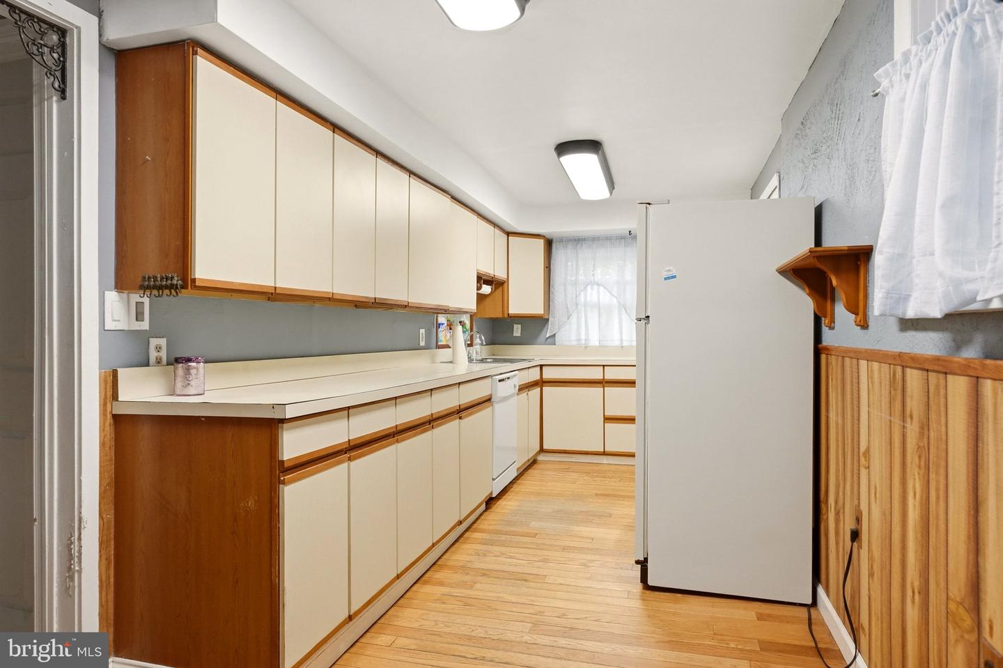 12 Gleason St Property Photo 10