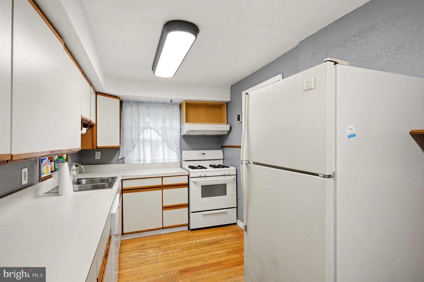 12 Gleason St Property Photo 11