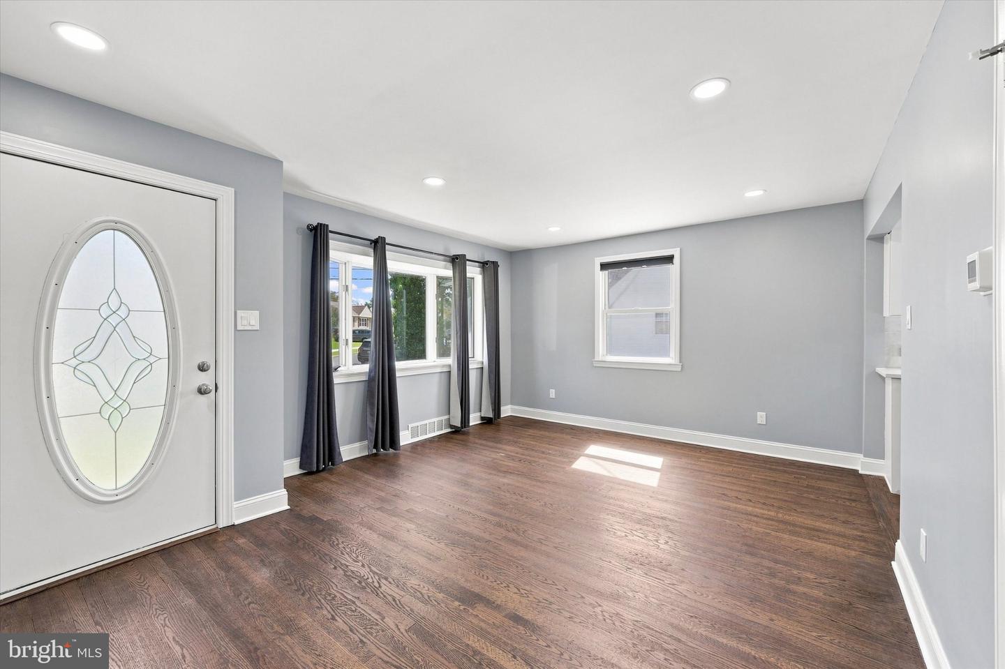 6 Wyndale Ave Property Photo 4