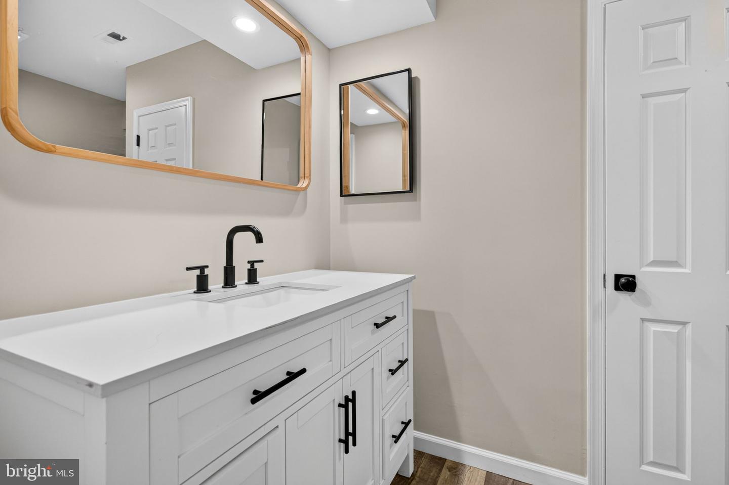 7 Stonybrook Ct Property Photo 8
