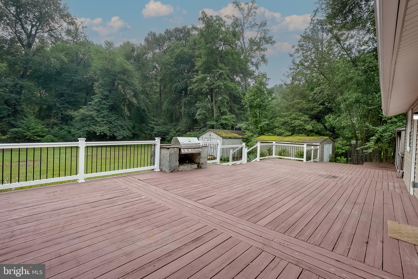 408 Burrs Mill Rd Property Photo 20