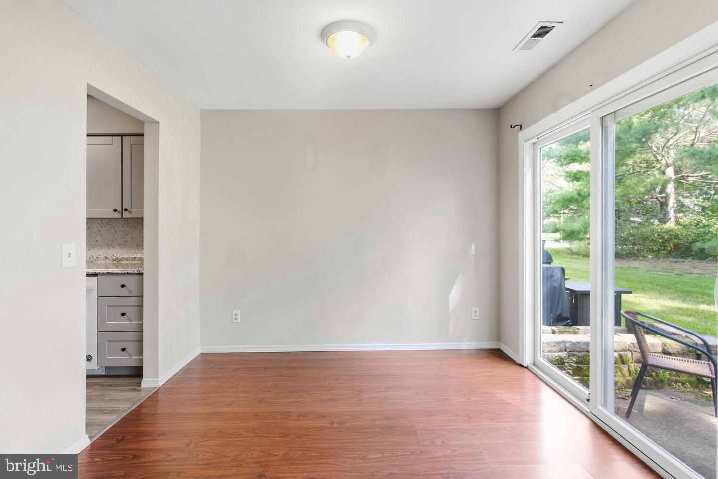 7 Peppercorn Dr Property Photo 9