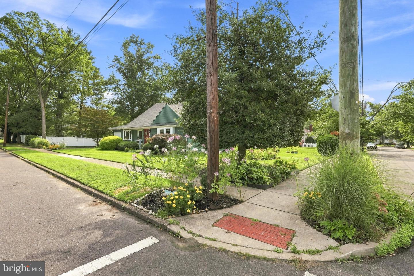301 High St Property Photo 2
