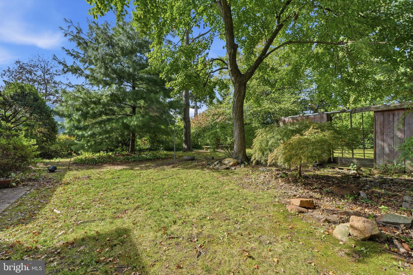 201 Lilac Ln Property Photo 25