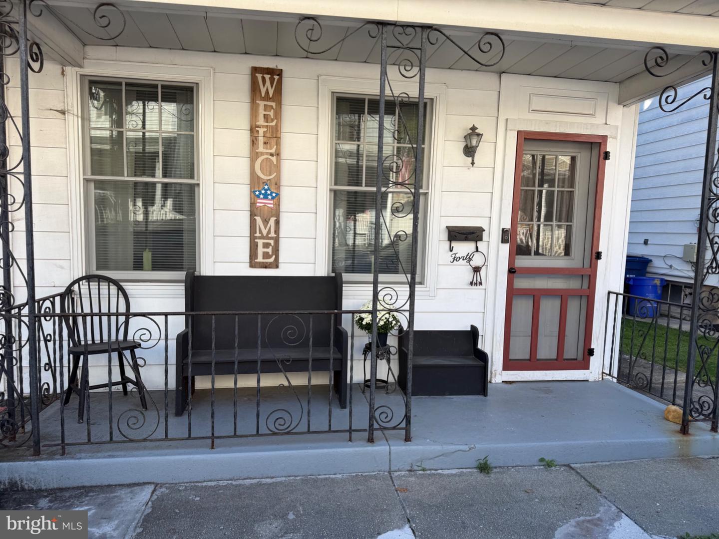 40 Brainerd St Property Photo 1
