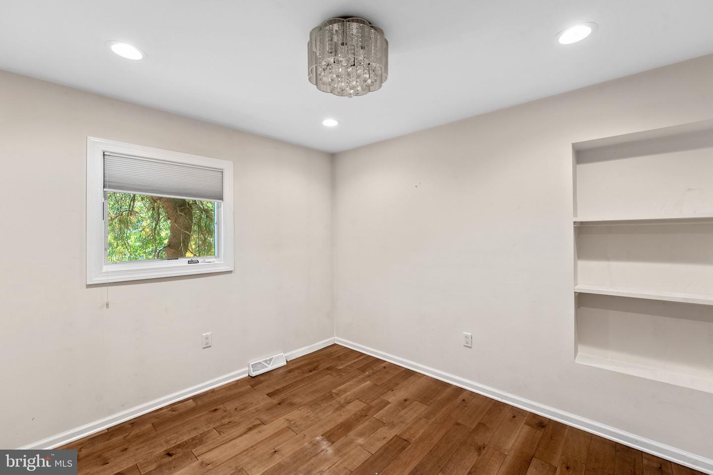 162 Tuckerton Rd Property Photo 43