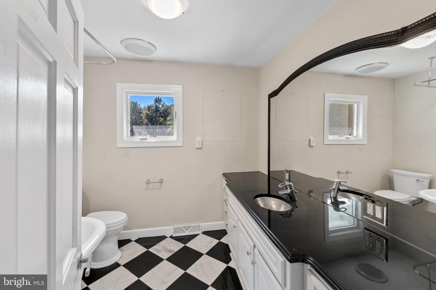 162 Tuckerton Rd Property Photo 45