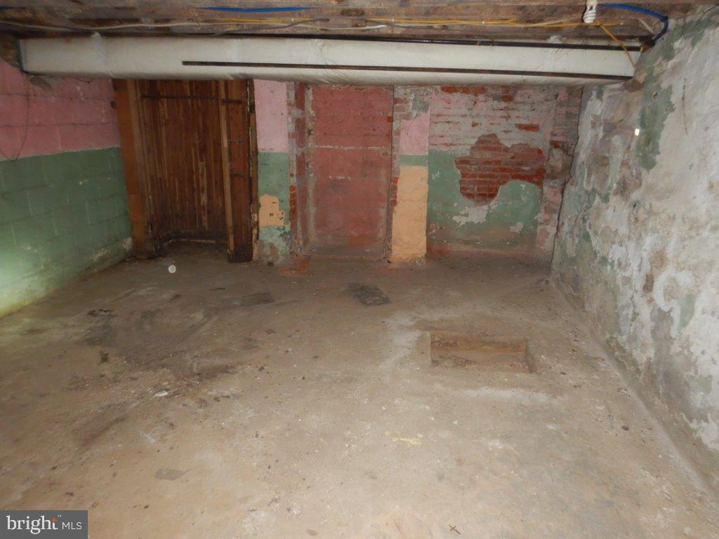 13 E Federal St Property Photo 12