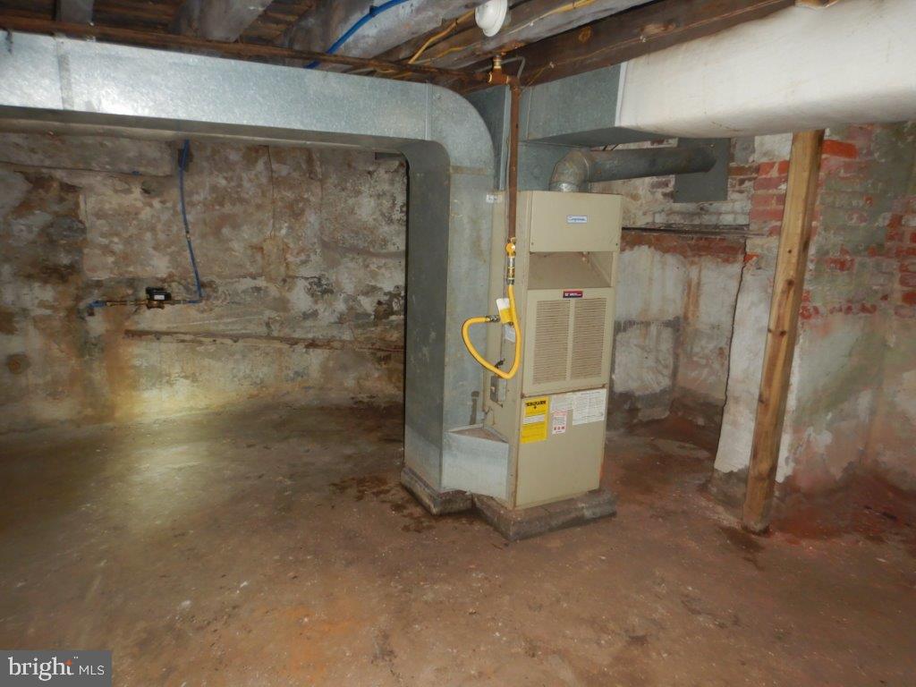 13 E Federal St Property Photo 13