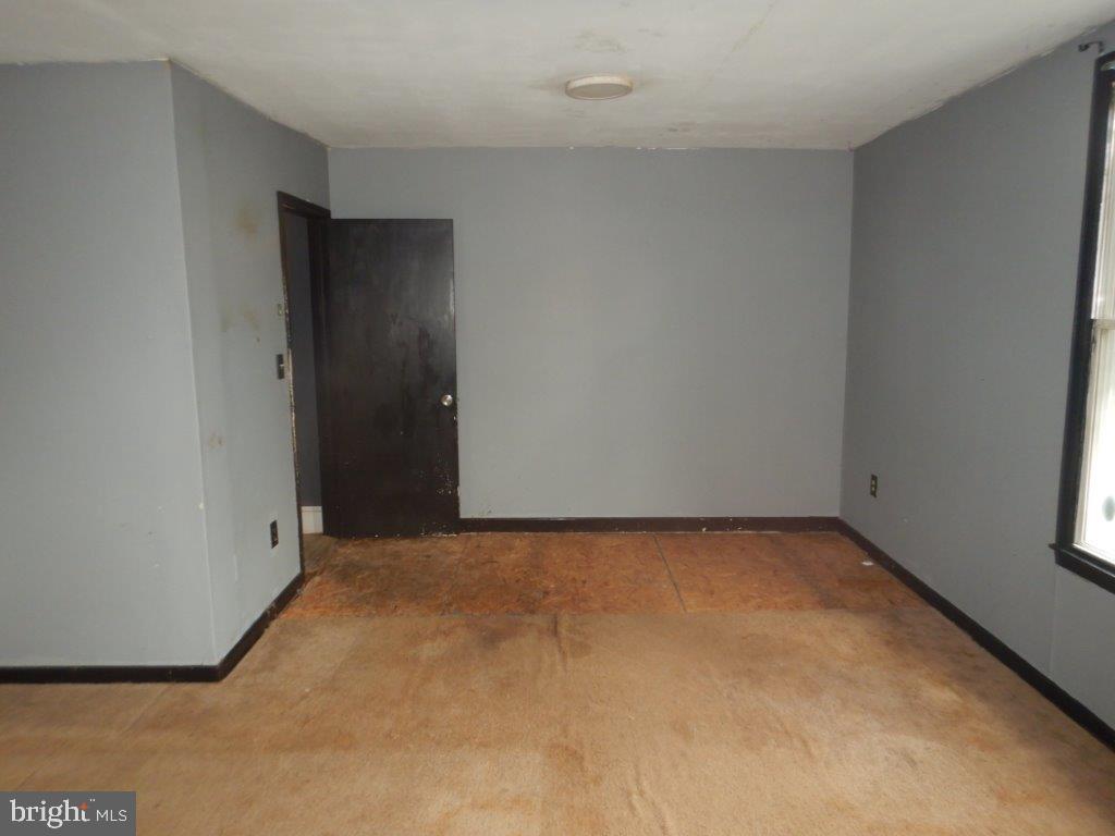 13 E Federal St Property Photo 15