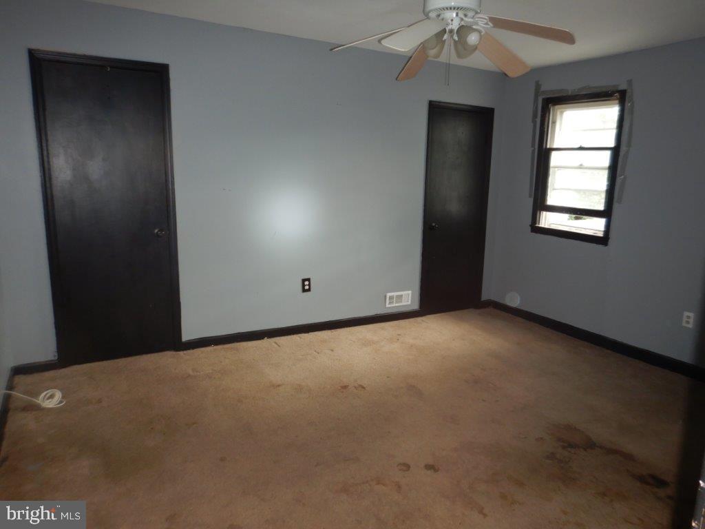 13 E Federal St Property Photo 16